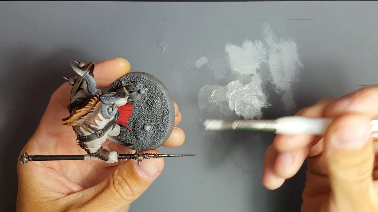 Insta live 41 - Ogroid Myrmidon pt9 Base - how to static grass simply and easily.