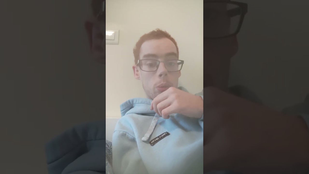 Mes deux youtubeurs préférés carmine et punicher (je préfère carmine pour sont contenus 