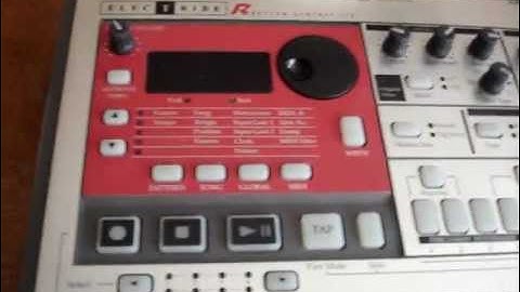 A peek at the Korg Electribe ER-1 drum machine / synthesizer