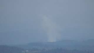 Level 2 ‘Be Set’ evacuation issued as crews battle brush fire in Beavercreek
