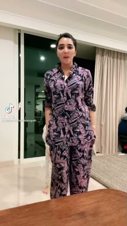mama Ashanti goyang tik tok