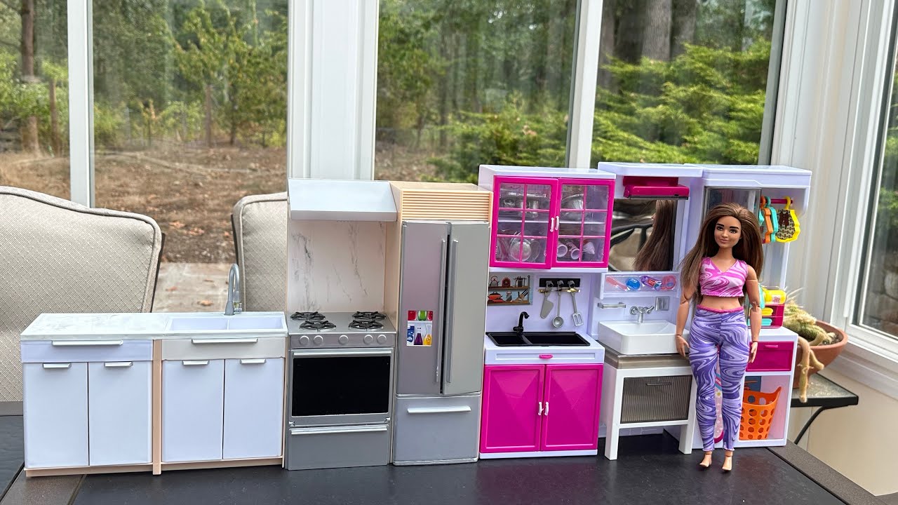 Kitchen and vanity sets for Barbie😍