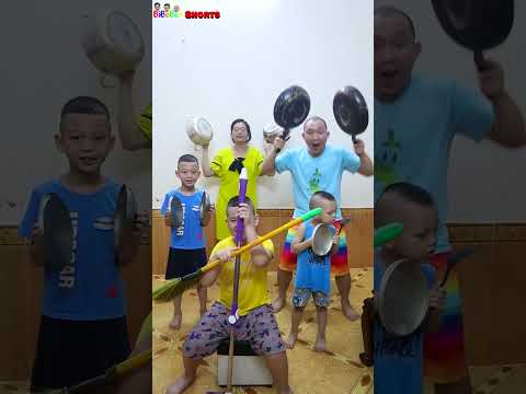 BiBoBen #Shorts | Wow Super 😂😍👑🌈 family band | Ban nhạc gia đình BiBoben | Gia đình vui nhộn