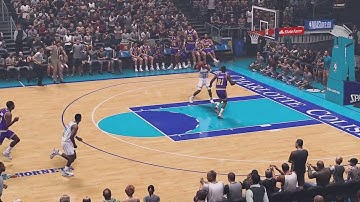 NBA 2K19 PC - Kendall Gill slam dunk poster on David Benoit - Charlotte Hornets - Classic 90s Mod