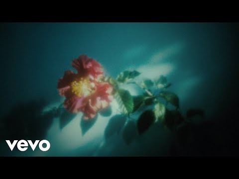 Mara Sattei - e chissà se ricordo (Official Visual Video)