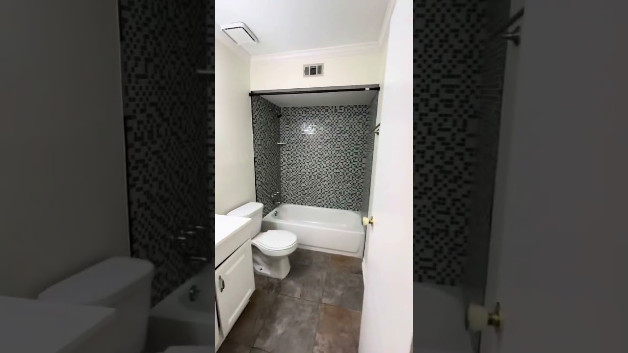 Beautifully renovated loft townhouse in Atlantic Beach.