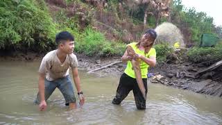 Amazing Harvest fish at the pond with high-capacity pumps - Unique fishing, Catch fish to sell