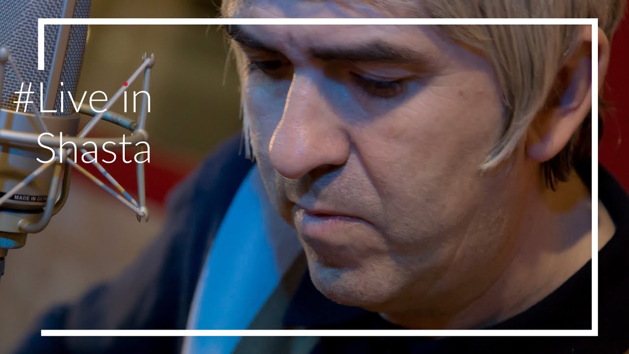 Alex Cooper - El asiento de atrás (Live in Shasta)