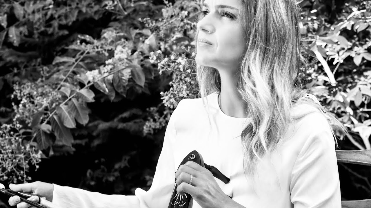 ASLIHAN ERKISI- ERTUGRUL ERKISI Her Tel Saci bir tel dudagin