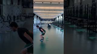 Hurdle Lateral 90* Rotational Jump - Pause