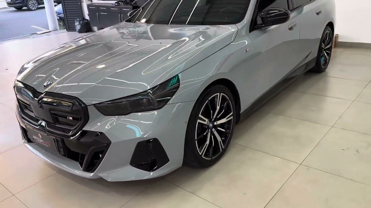 BMW i5 M60 - película de proteção e redução de calor teto panorâmico + películas de proteção interna
