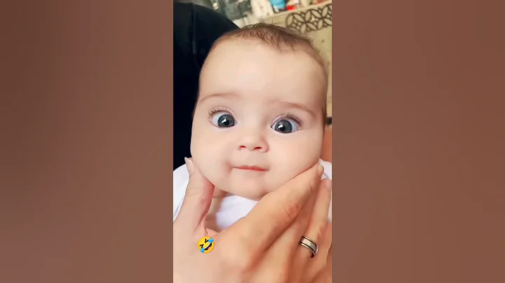 cute baby cheeks!pihu making cheeks video 😍 see the end🤩 Ewww #cutebaby #babylove #cute