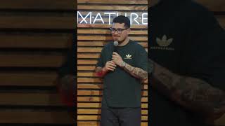 ¿alguien más quiere ir al baño? 🤣🤣 #shorts #comedia #humor #comediante