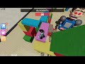 я играю в страшную игру про охраники в ROBLOX