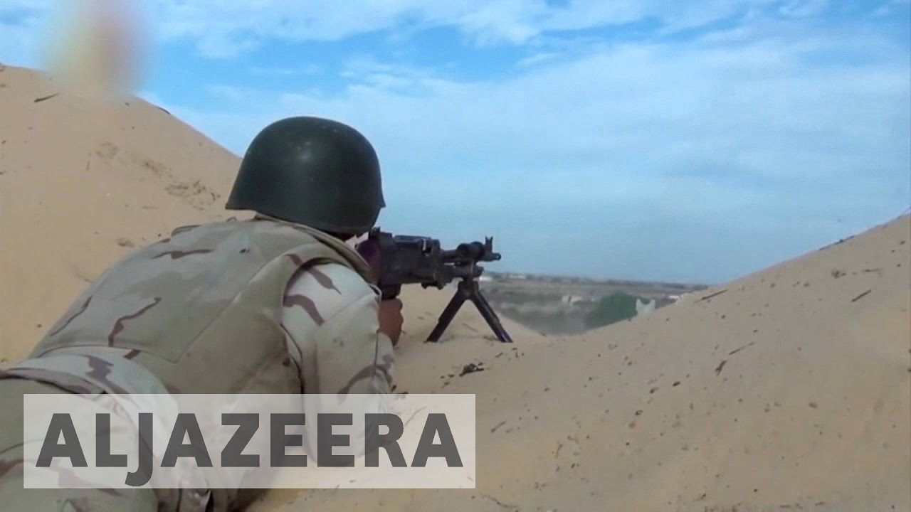 انفجار عبوات ناسفة مزروعة على جانب الطريق يودي بحياة 10 جنود مصريين في سيناء