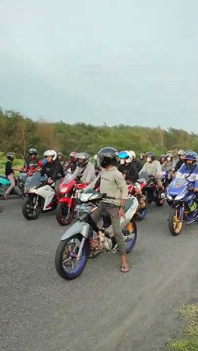 story wa HEREX || BERTAHAN DIMESIN TIDUR, DI ERA MESIN BERDIRI 🚀