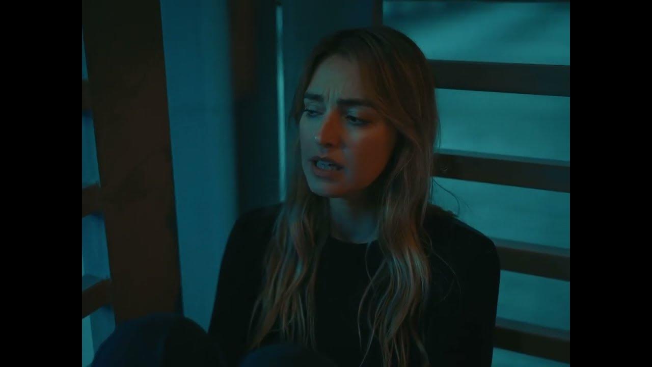 Katelyn Tarver - Just A Person (Visualizer) Katelyn Tarver - Just A Person (Visualizer)