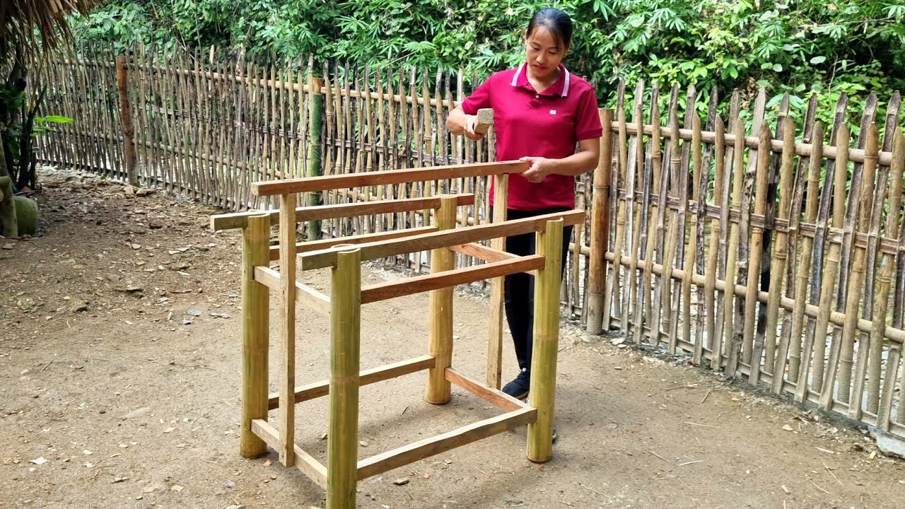 Harvest the cabbage garden and sell it at the market build a house