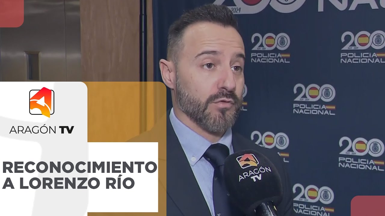 Lorenzo Río recibe el reconocimiento de la Policía Nacional