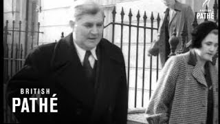 Politicians In The News Aka Parliament Re-Embles - Scratched Version 1952