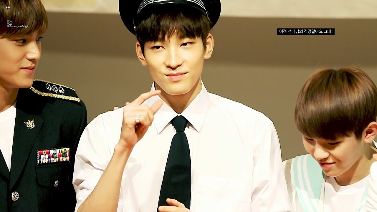 160508 원우 - 걱정말아요 그대 (song by wonwoo)