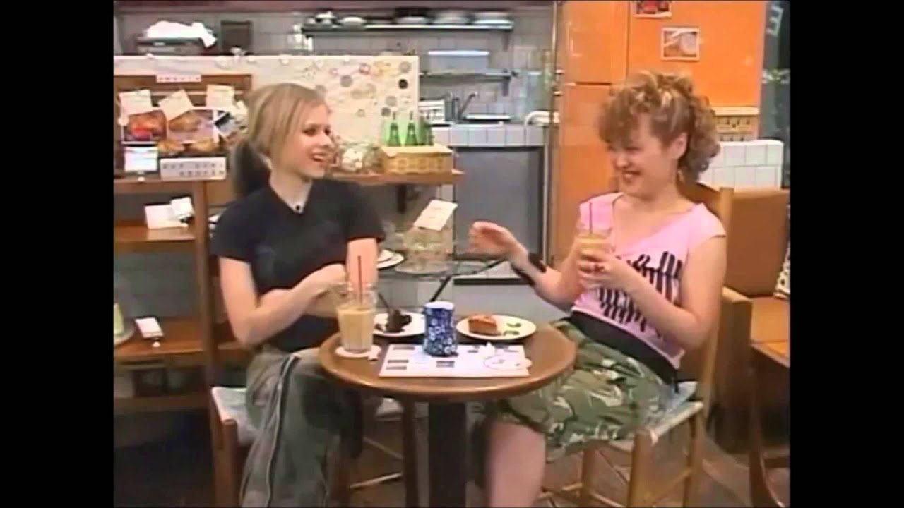 Avril Lavigne - WTH Moments 2002-2013 (2/2)