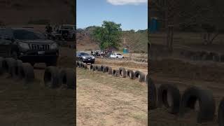 Toyota papá dando palos