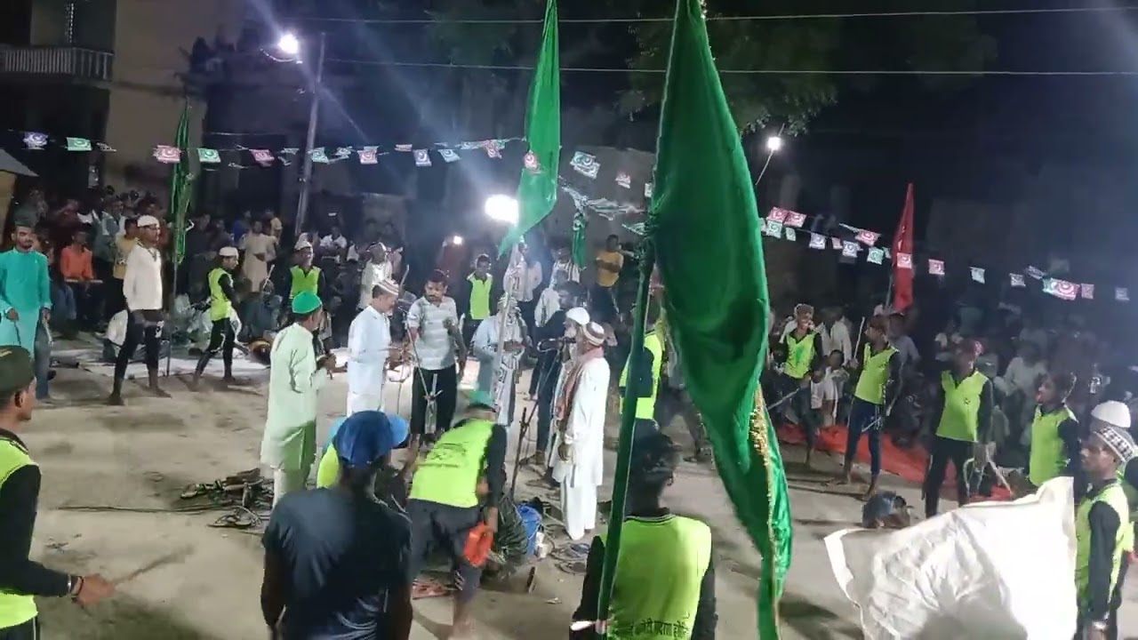 मोहर्रम को झारी का अखाड़ा मुसहरी पुरौनी कुशीनगर