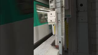 Départ d’un mf77 a Porte de Vanves #mf77
