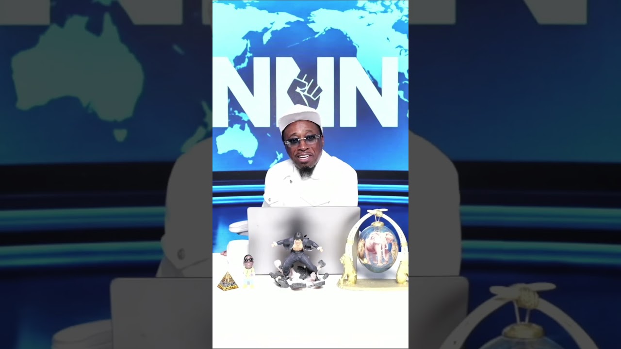 Pulled out a frozen squirrel and commenced to beating somebody’s ass… 😭💀 At WAFFLE HOUSE??🤣 #NNN