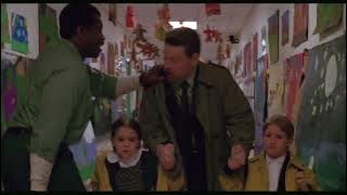 The Gingerbread Man: School Scene (1998)