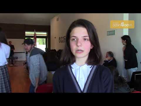 ახალგაზრდა სენაკელი გამომგონებლები ზუგდიდში თანატოლებს შეხვდნენ