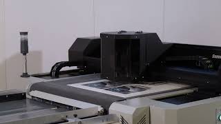 Summa Omnia EVO flatbed cutter: automated cutting for short to medium runs