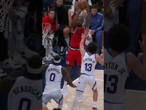 Kawhi’s mid-range is automatic 🤖