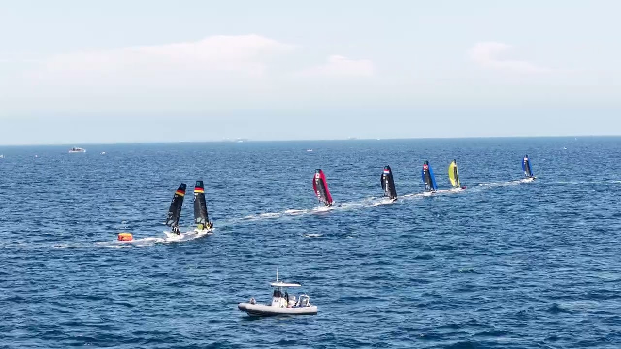 ⁣2026 SP OCR   49er FX   Race 10 second weather mark