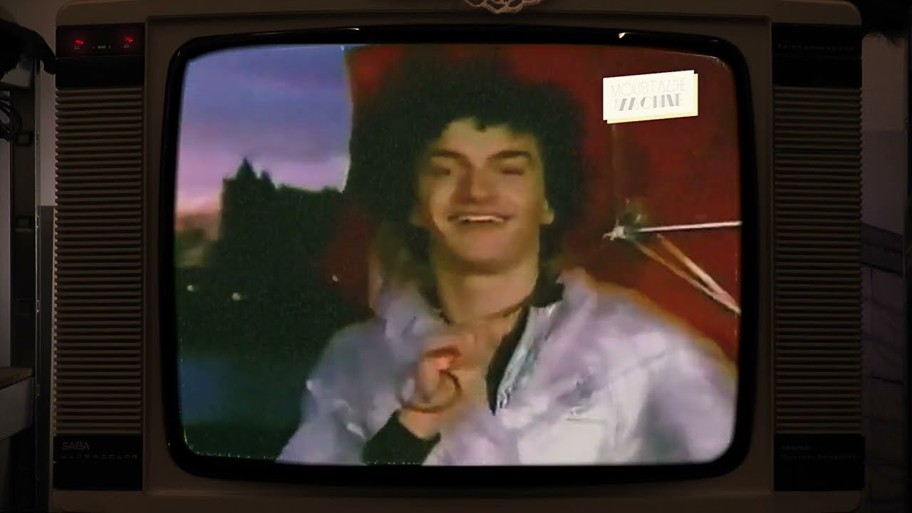 Moustache Machine - Kick-Off