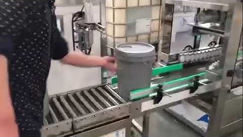 Semi automatic bucket weighing filling machine and lid pressing machine