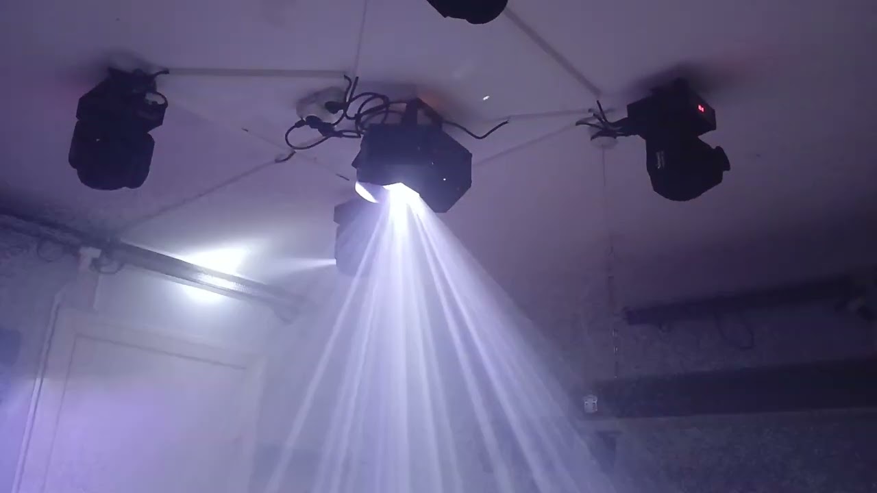 American DJ X-Scan LED - YouTube