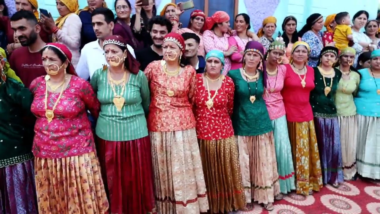  ग्राम-बोहा#में#रयणी#जिमाई#के#बाद#तांदी नृत्य#से पहले#झौजोड़ै#में#रौनक#uttarakhand