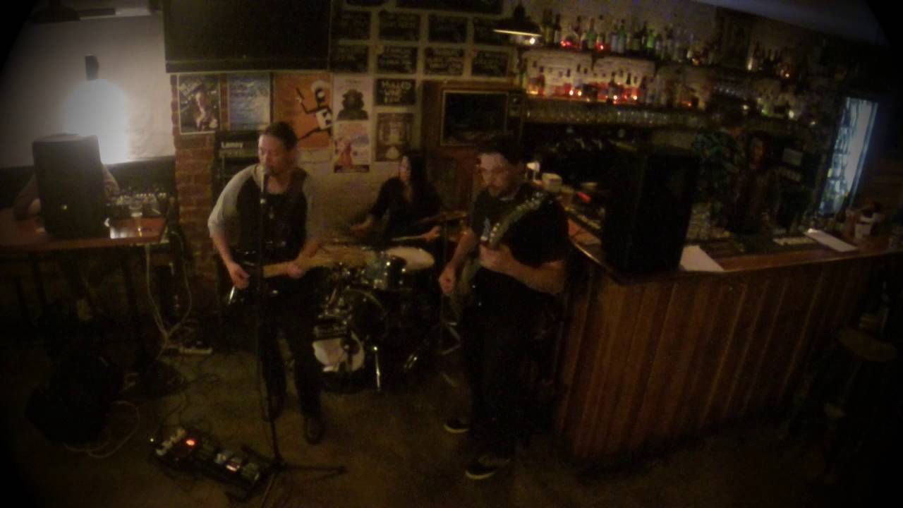 melbourne zoo Southbound Snake Charmers performing 