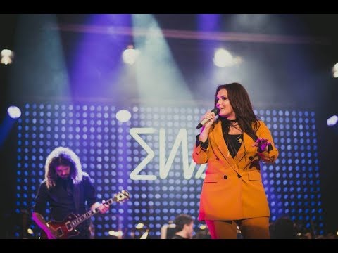 Ewa Farna A Janáčkova Filharmonie Ostrava - I Will Always Love You