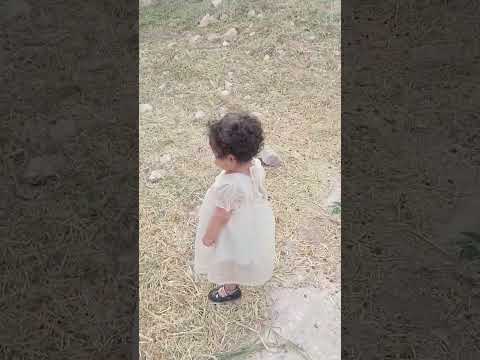 ليان عم تقلد صوت أغنام