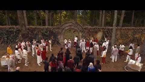 Vampires and Daywalkers Enter the Orchard | ZOMBIES 4: Dawn of the Vampires