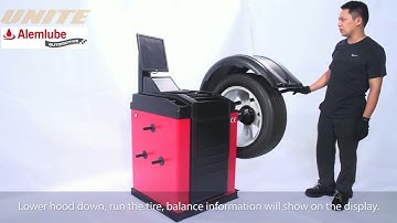 Alemlube Automotive Calibrating Wheel Balancing Machine Demonstration