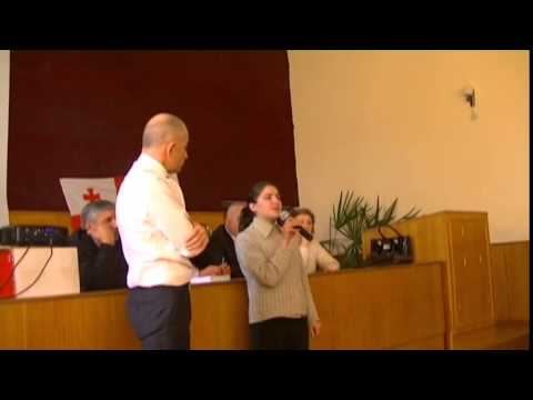 ახალქალაქელი მოსწავლეების შეხვედრა \"ეტალონის\" წამყვან გოჩა ტყეშელაშვილთან