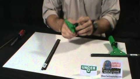 Unger 0 degree "Swivel-Loc" Squeegee Handle