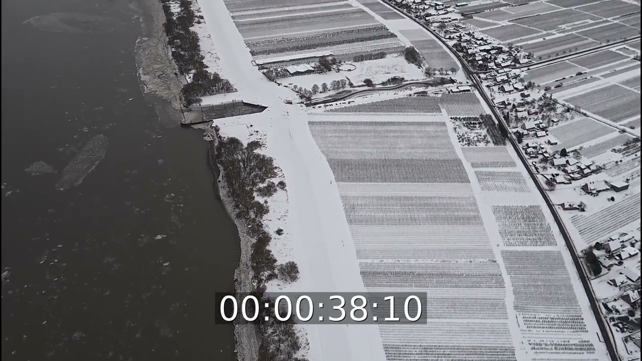 structures on agricultural fields on river Elbe in Neuenschleuse in the state Lower Saxony, Germany