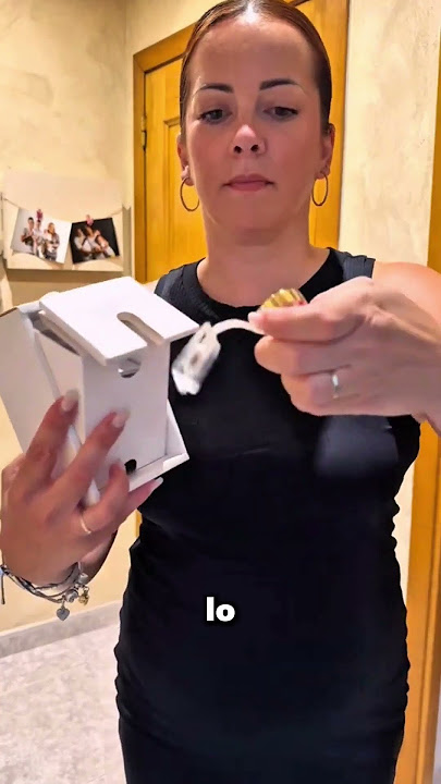 This Woman Installed A Camera On Her Front Door 😮