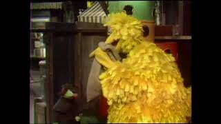 Clic Sesame Street - Sherlock Hemlock Solves The Birdseed Mystery