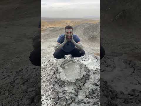 الطين والبراكين الخميائي